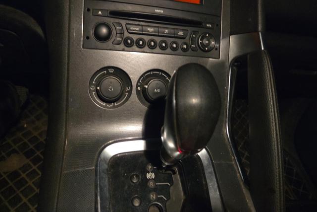 Peugeot 3008 2016 thumb 12