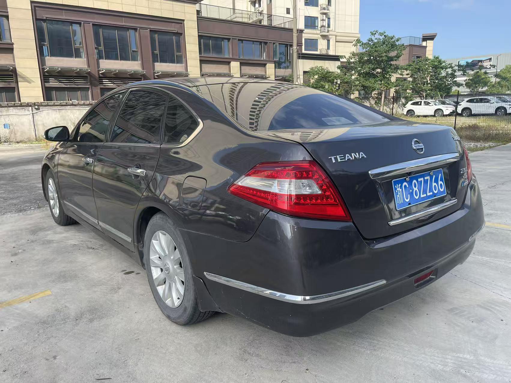 Nissan Altima 2009 thumb 3