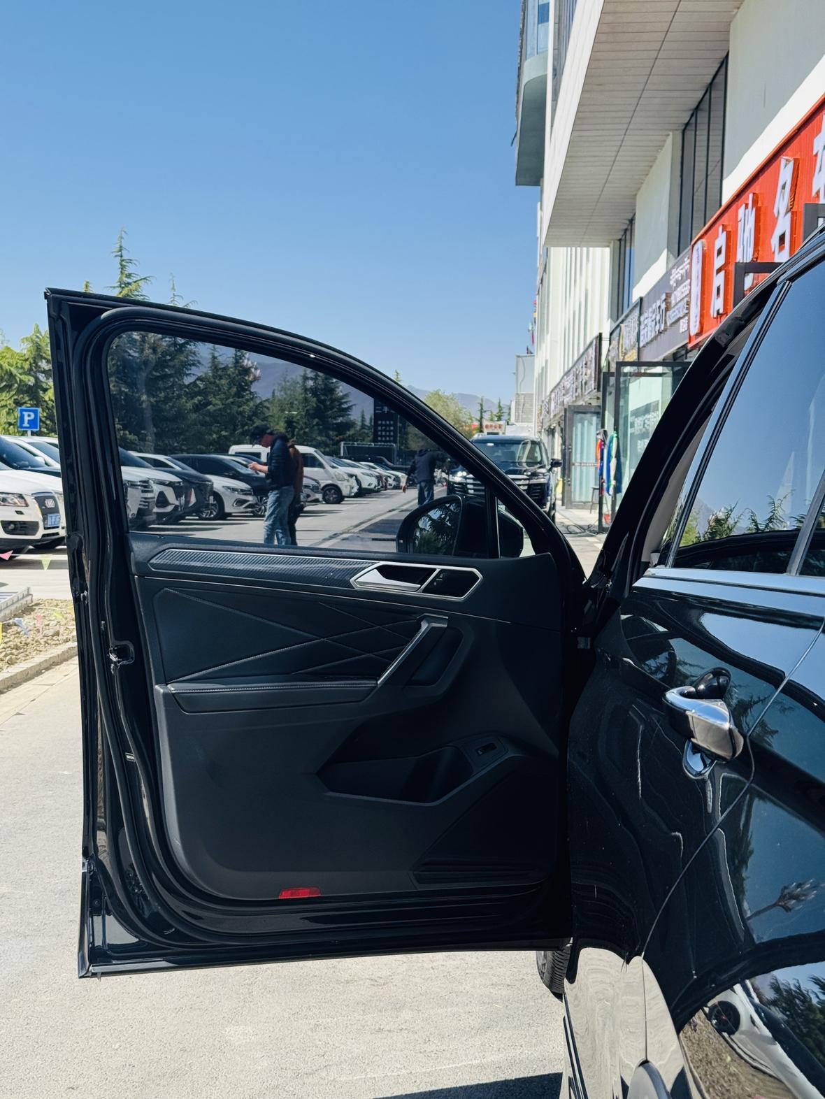 Volkswagen Tiguan 2022 thumb 10
