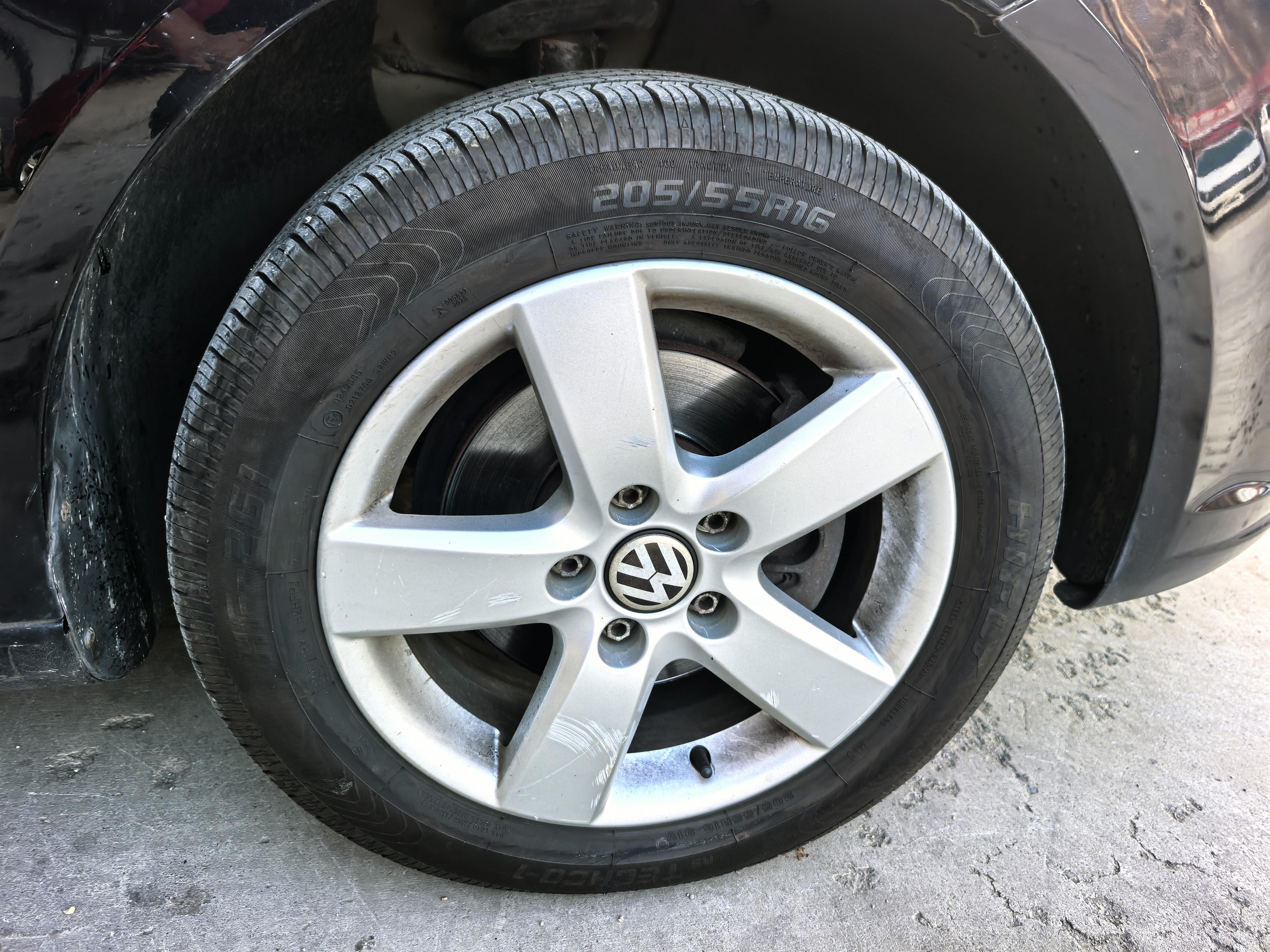 Volkswagen Jetta 2017 thumb 5