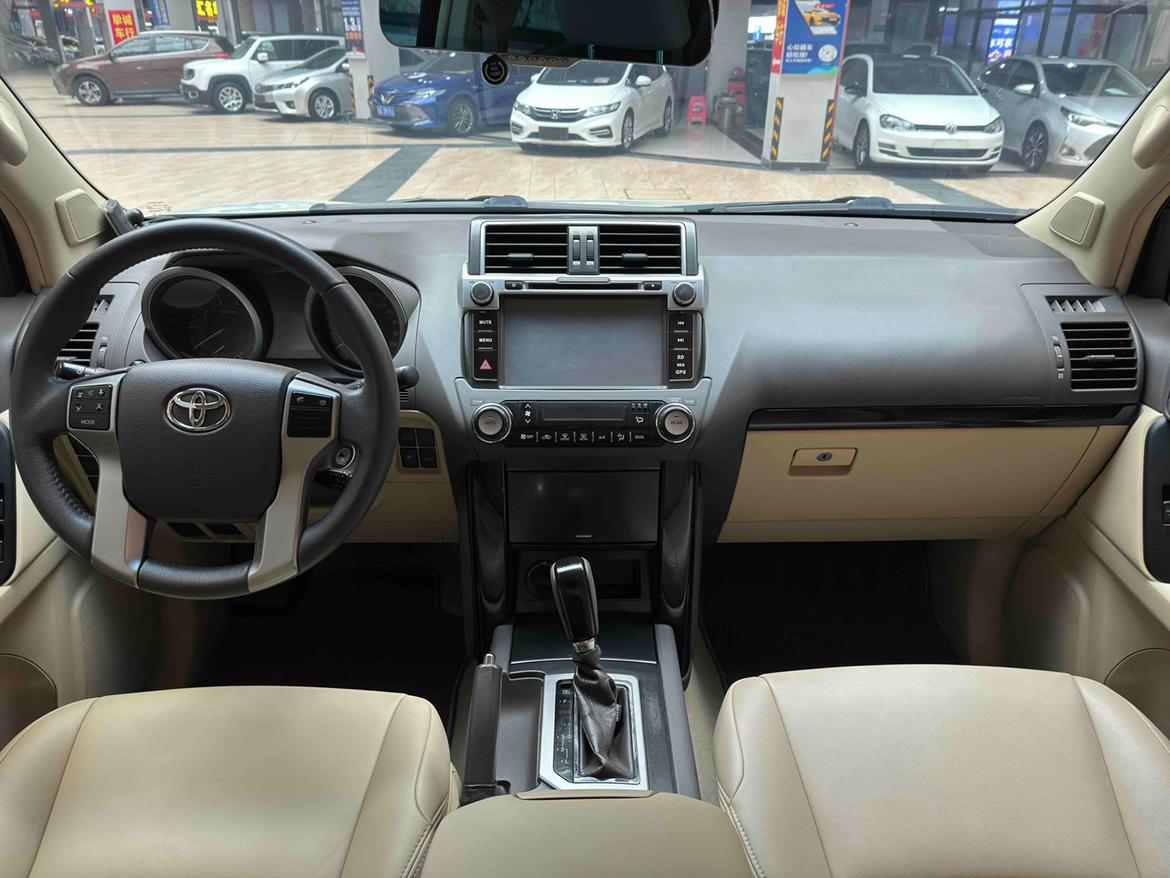 Toyota Land Cruiser Prado 2015 thumb 5