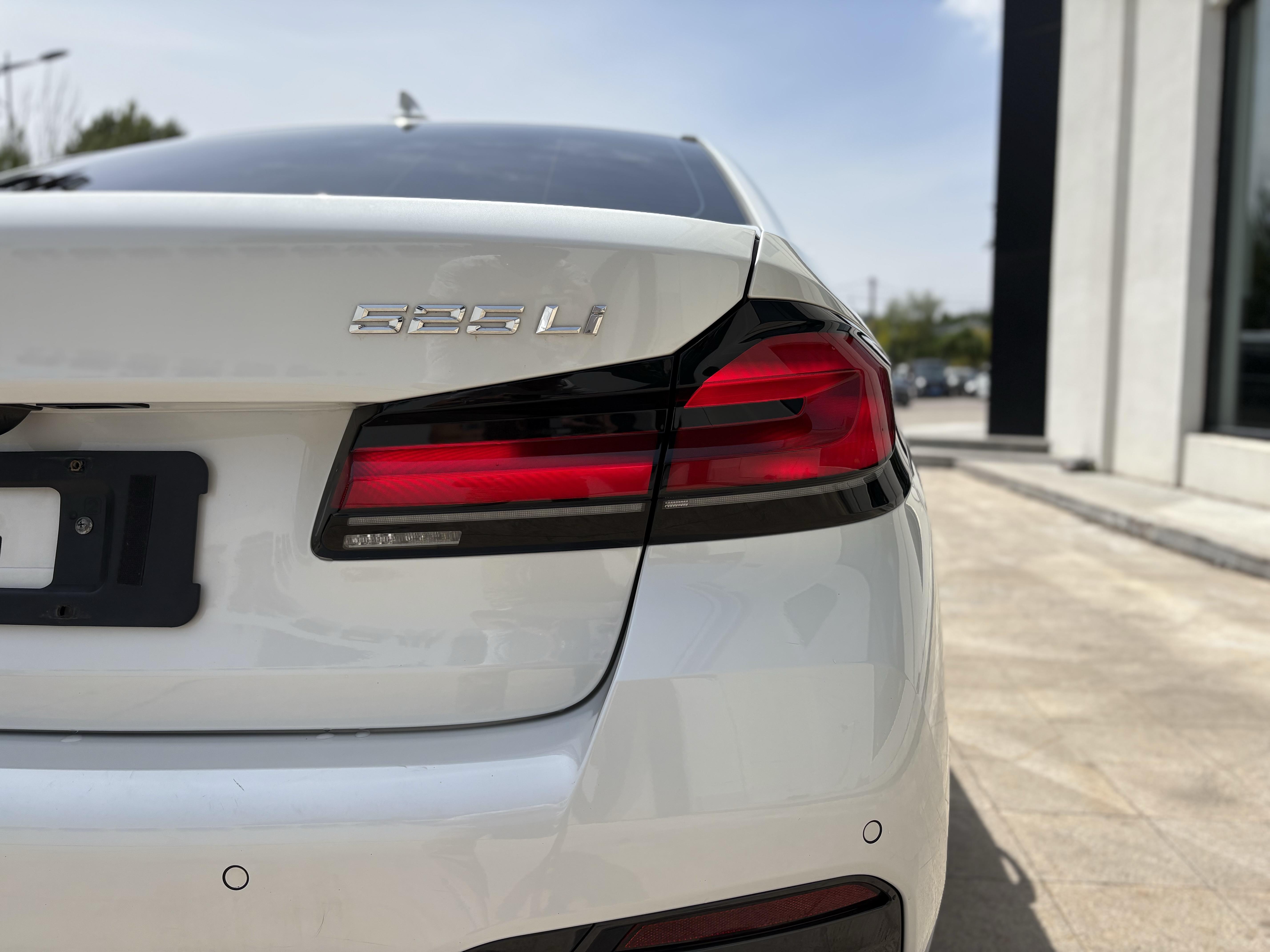 BMW 5 серии 2022 thumb 10