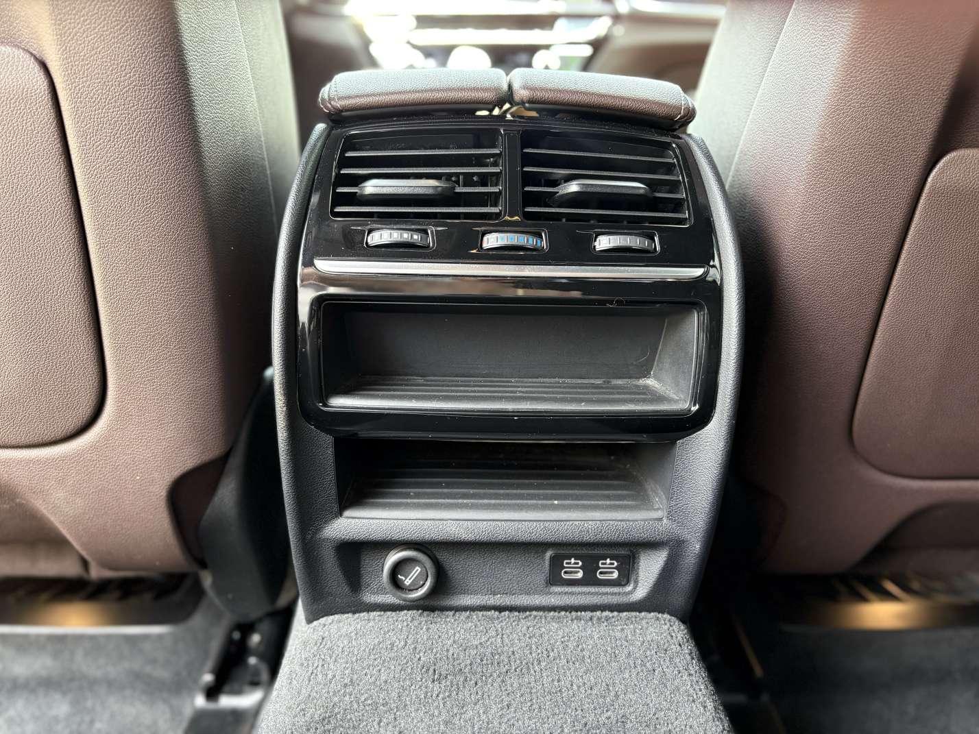 BMW 5 серии 2022 thumb 11