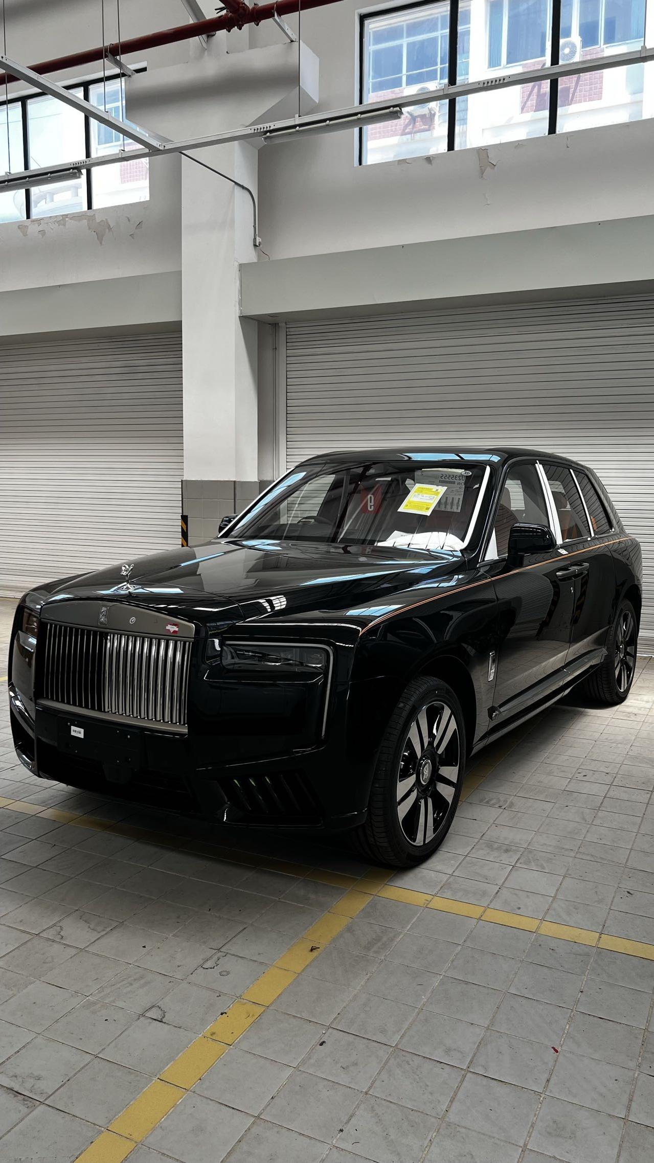 Rolls-Royce Cullinan 2024 thumb 8