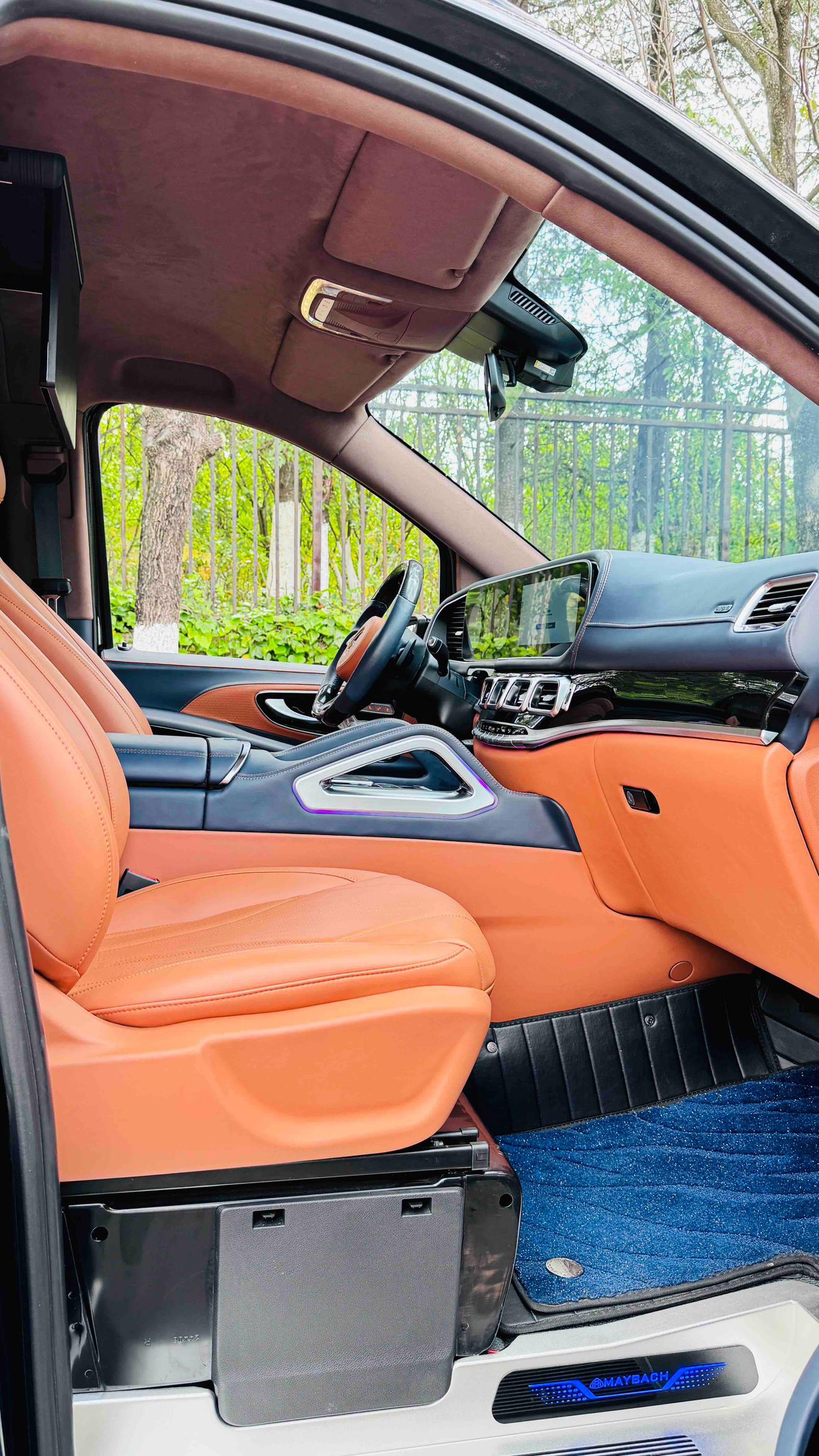 Mercedes-Benz Wei Ting 2023 thumb 7