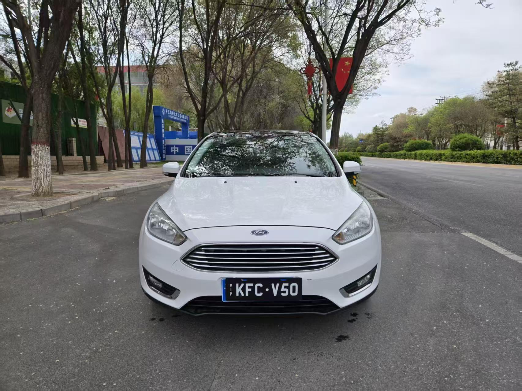 Ford Focus ST 2015 thumb 9
