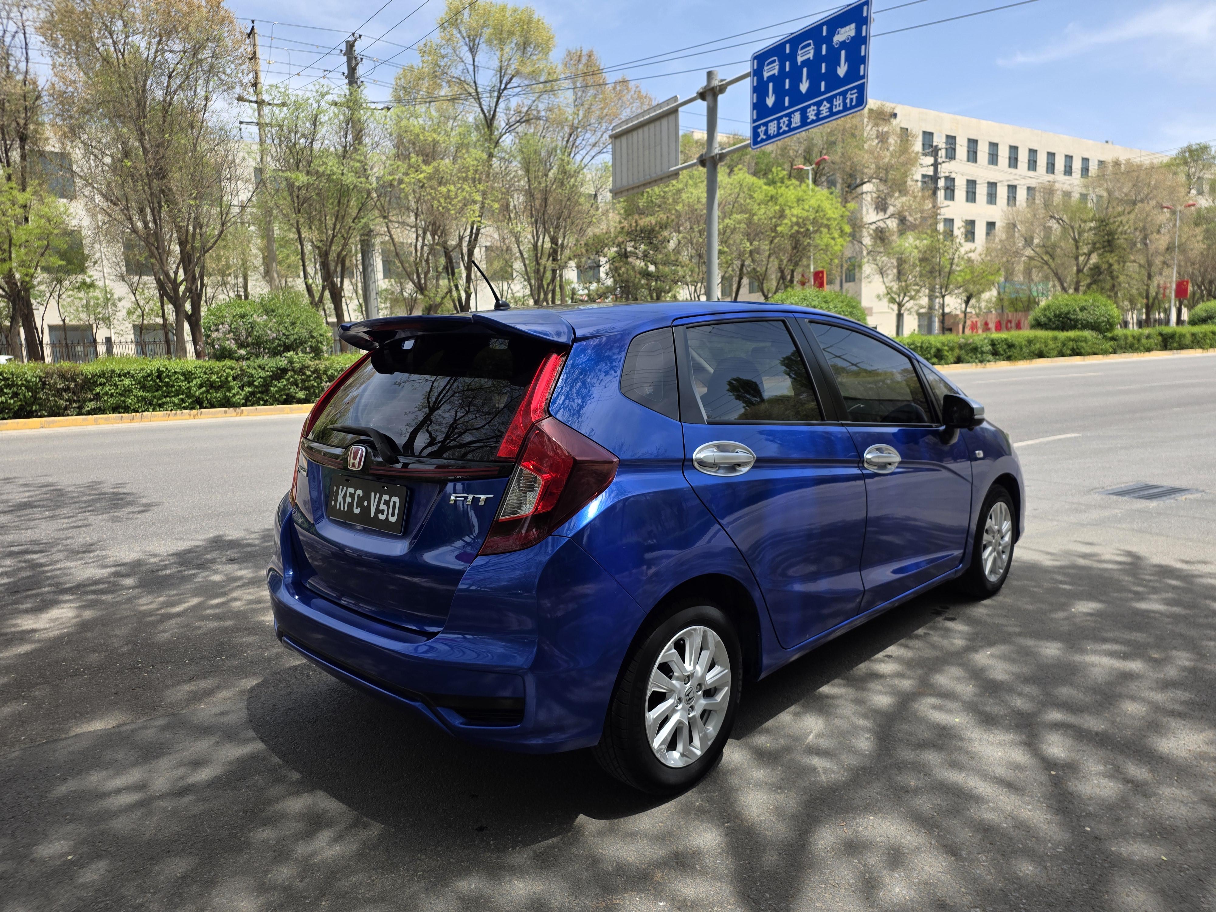 Honda Fit Shuttle 2020 thumb 4