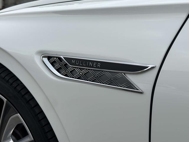 Bentley PHEV 2025 thumb 7