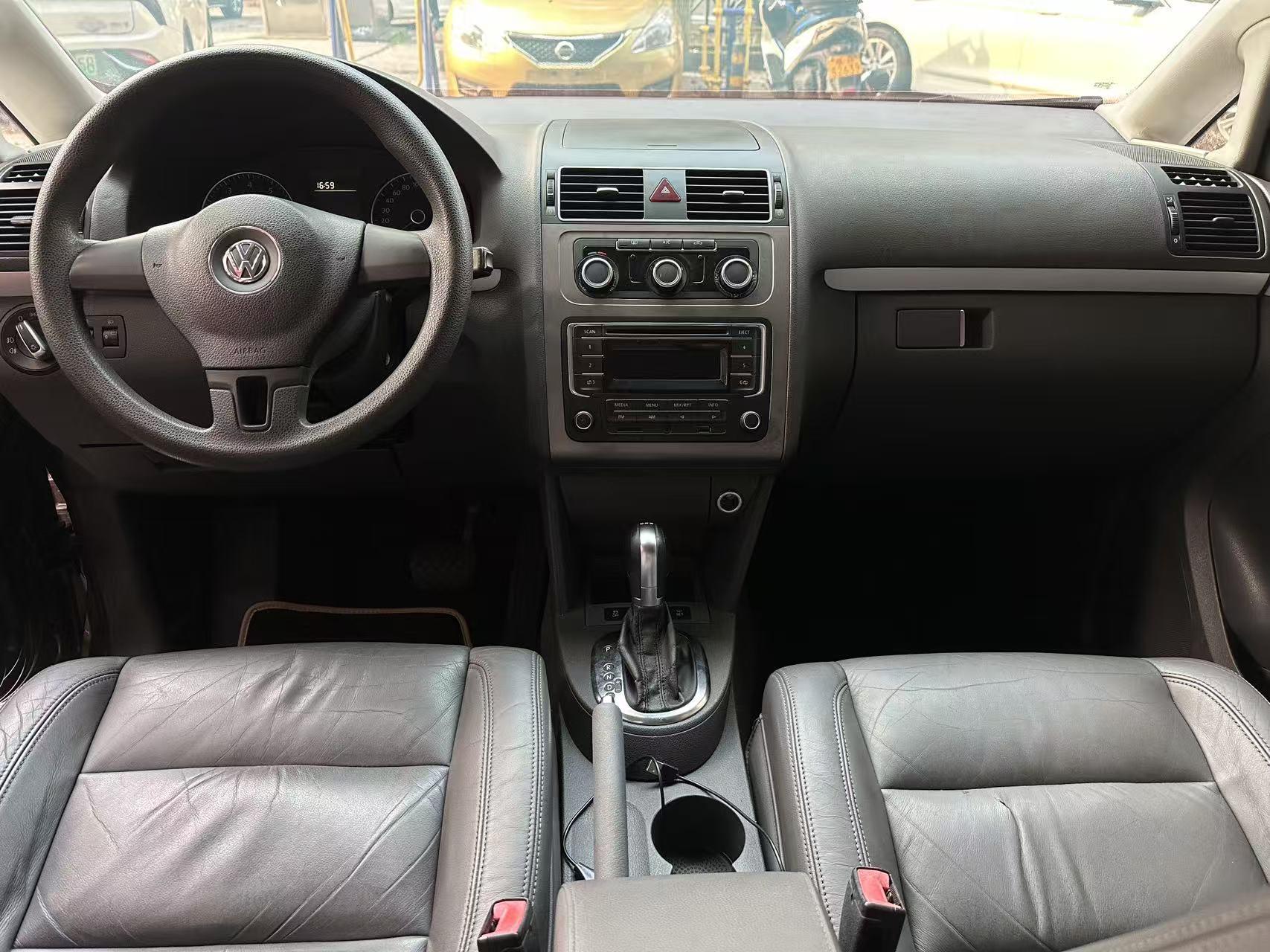 Volkswagen Touran 2013 thumb 4