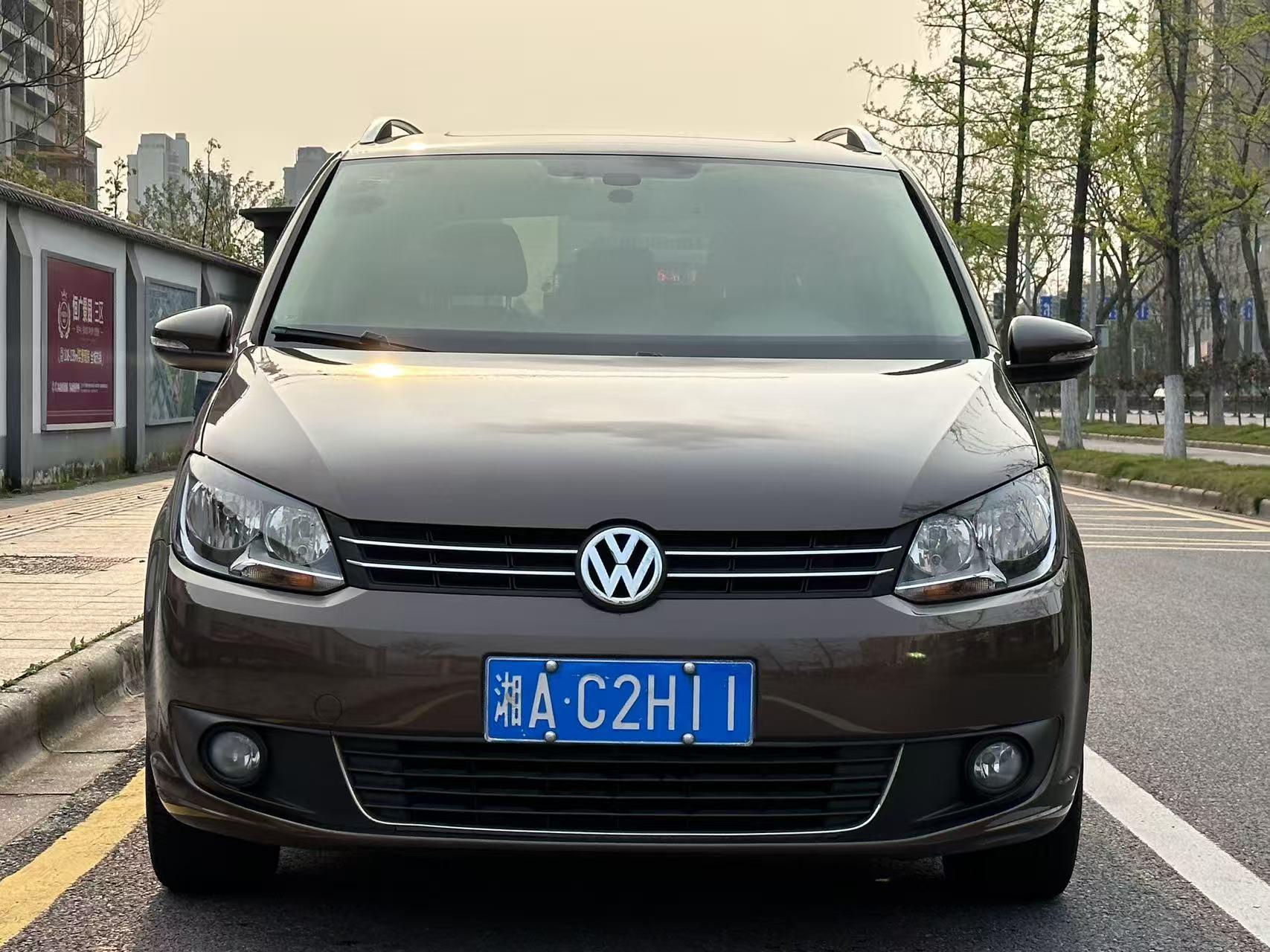 Volkswagen Touran 2013 thumb 9