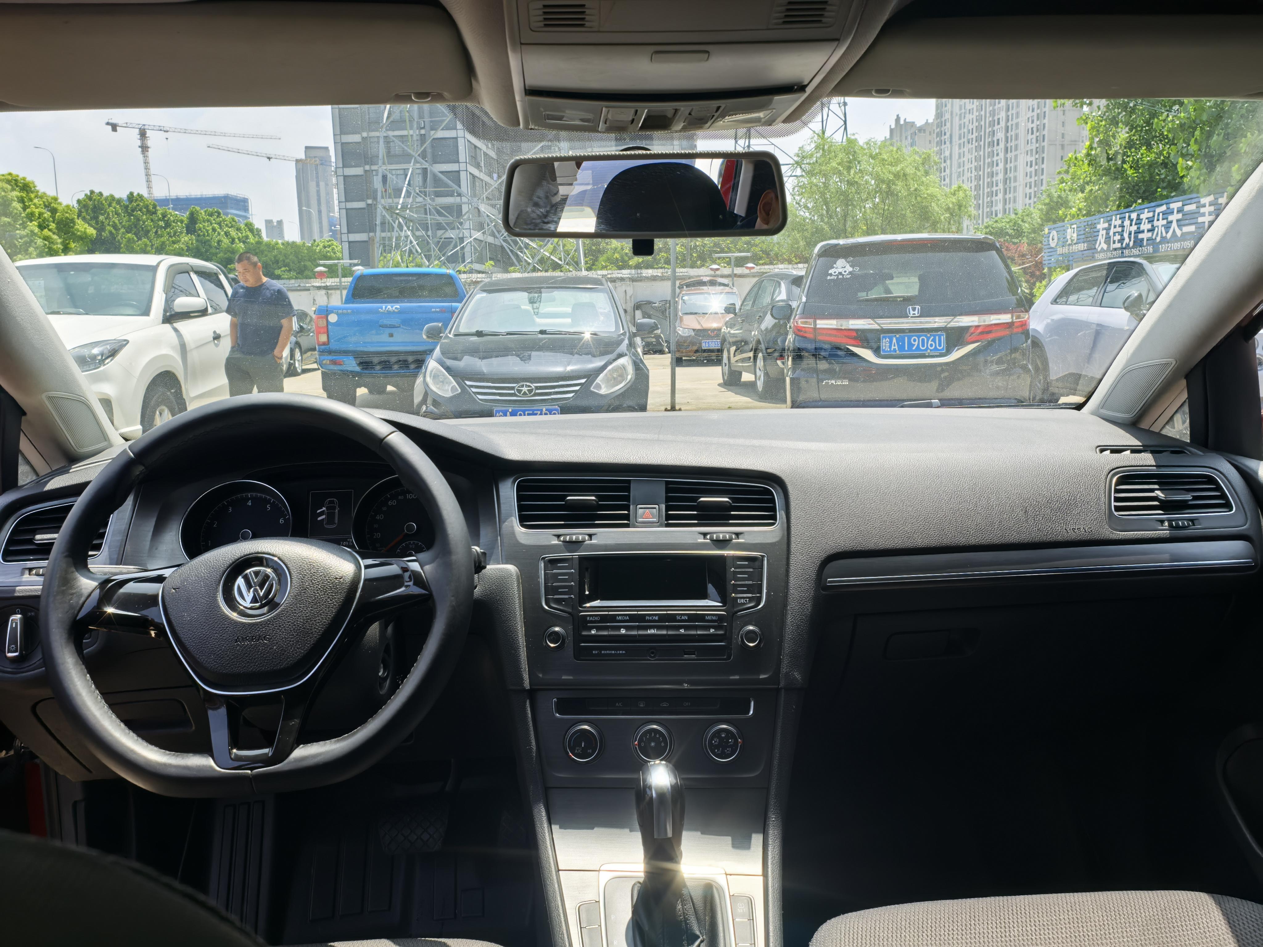 Volkswagen Golf Sportsvan 2014 thumb 5