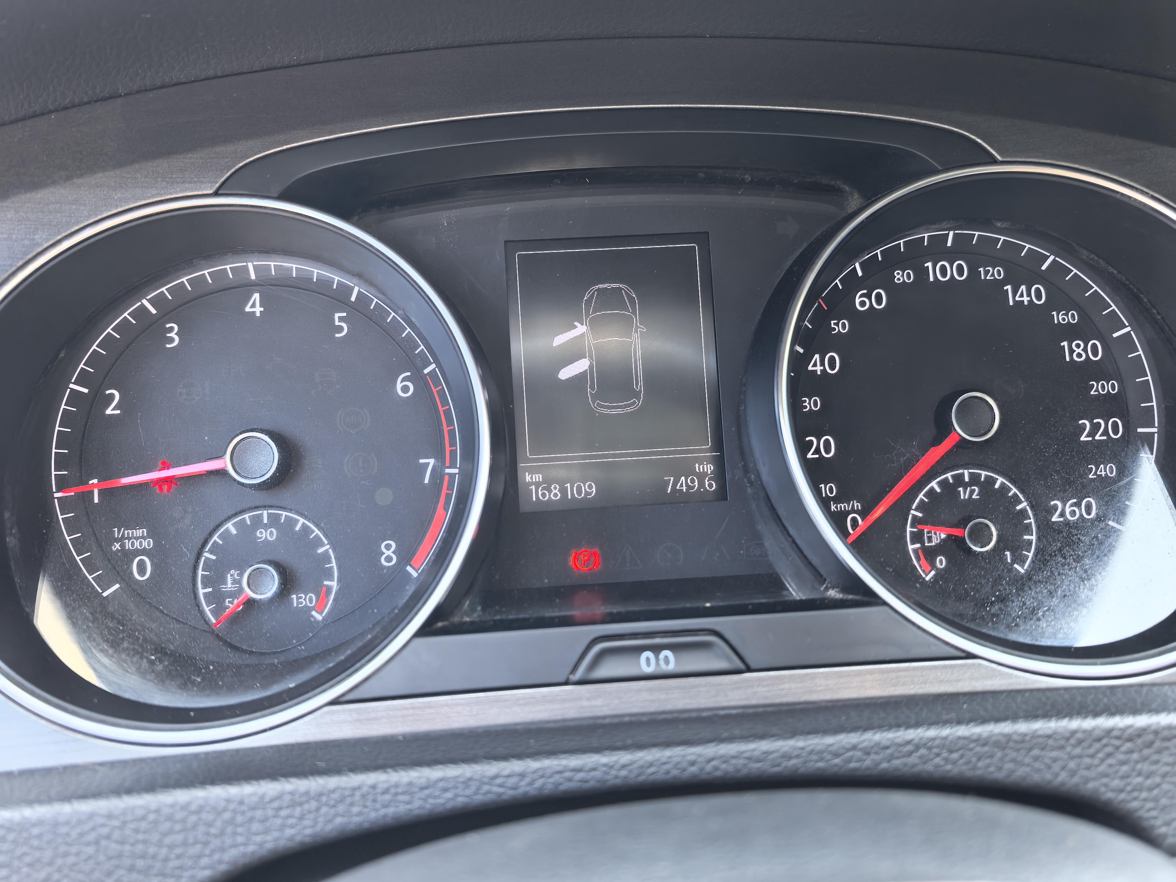 Volkswagen Golf Sportsvan 2014 thumb 6
