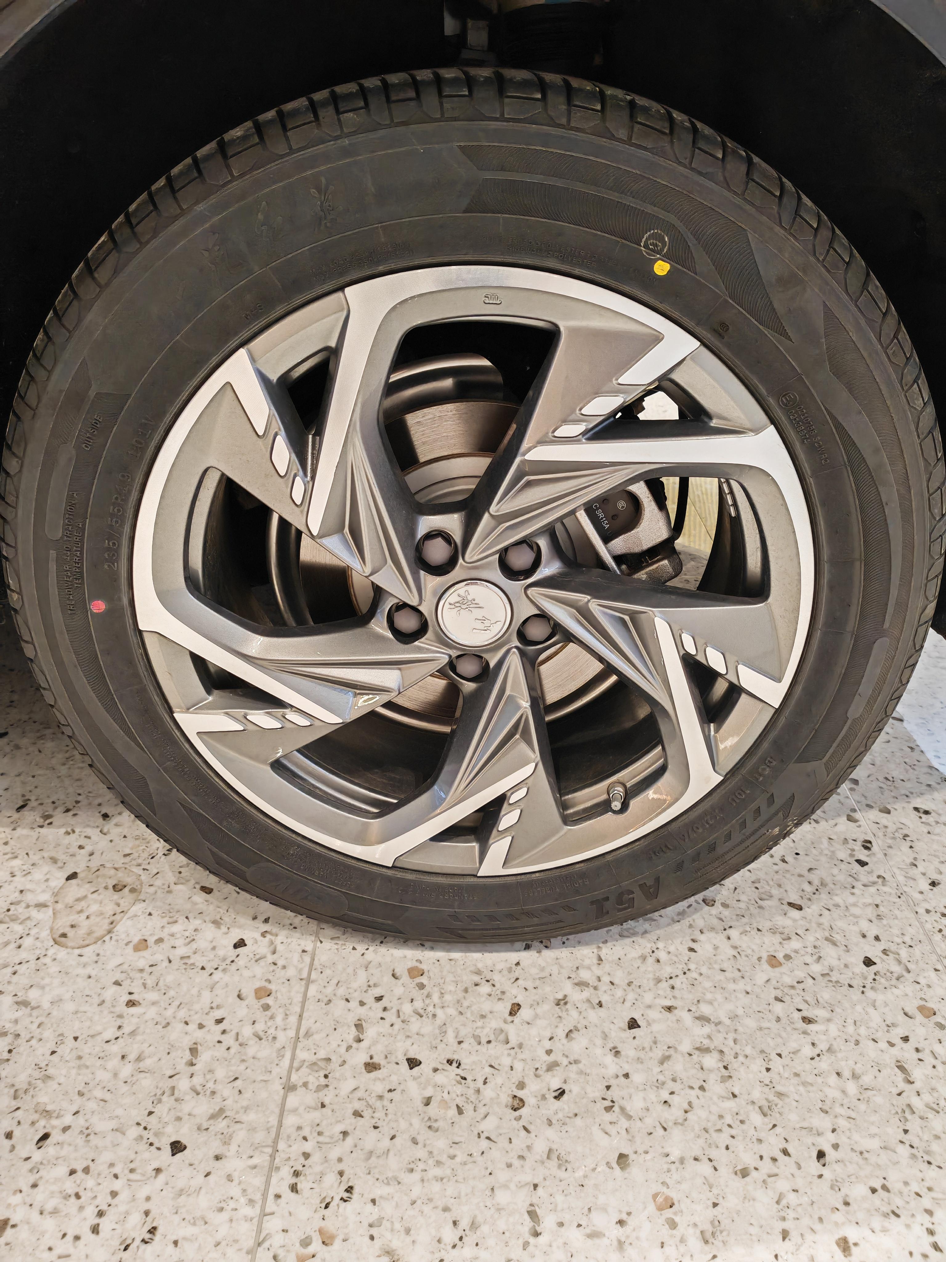 Hongqi HS3 2025 thumb 5
