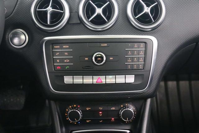 Mercedes-Benz A-Класс 2016 thumb 8