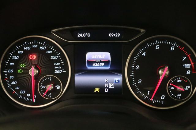 Mercedes-Benz A-Класс 2016 thumb 9