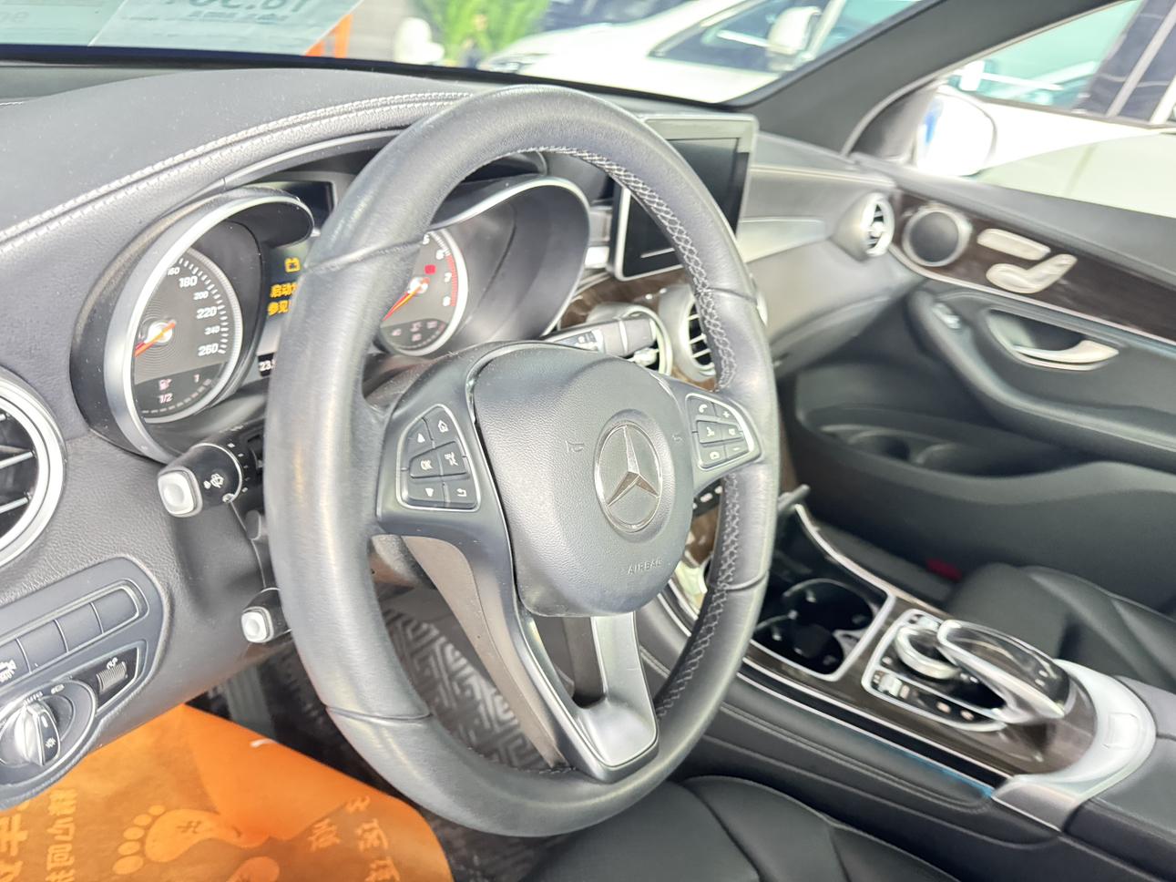 Mercedes-Benz GLC 2019 thumb 10
