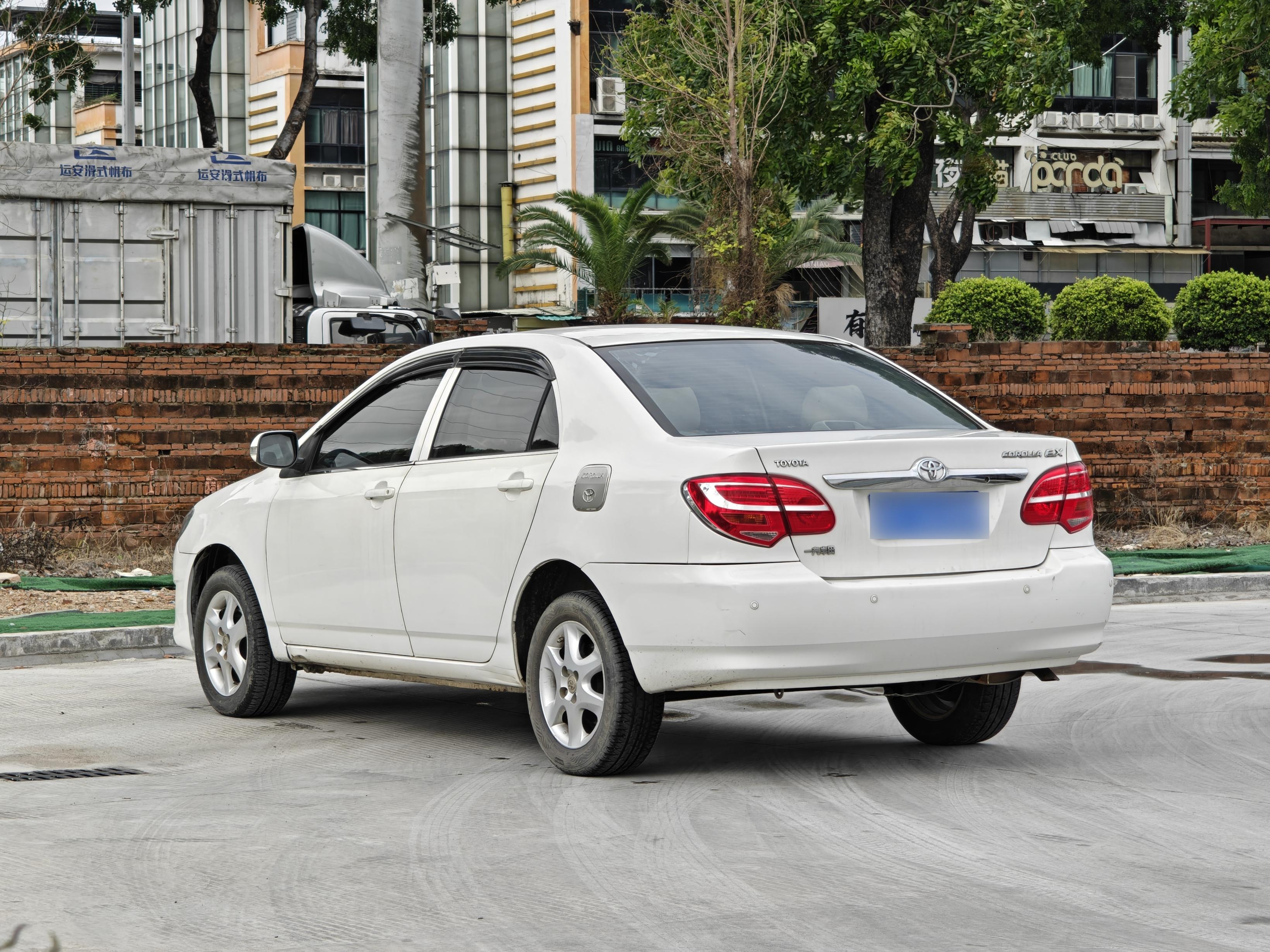 Toyota Corolla 2013 thumb 3