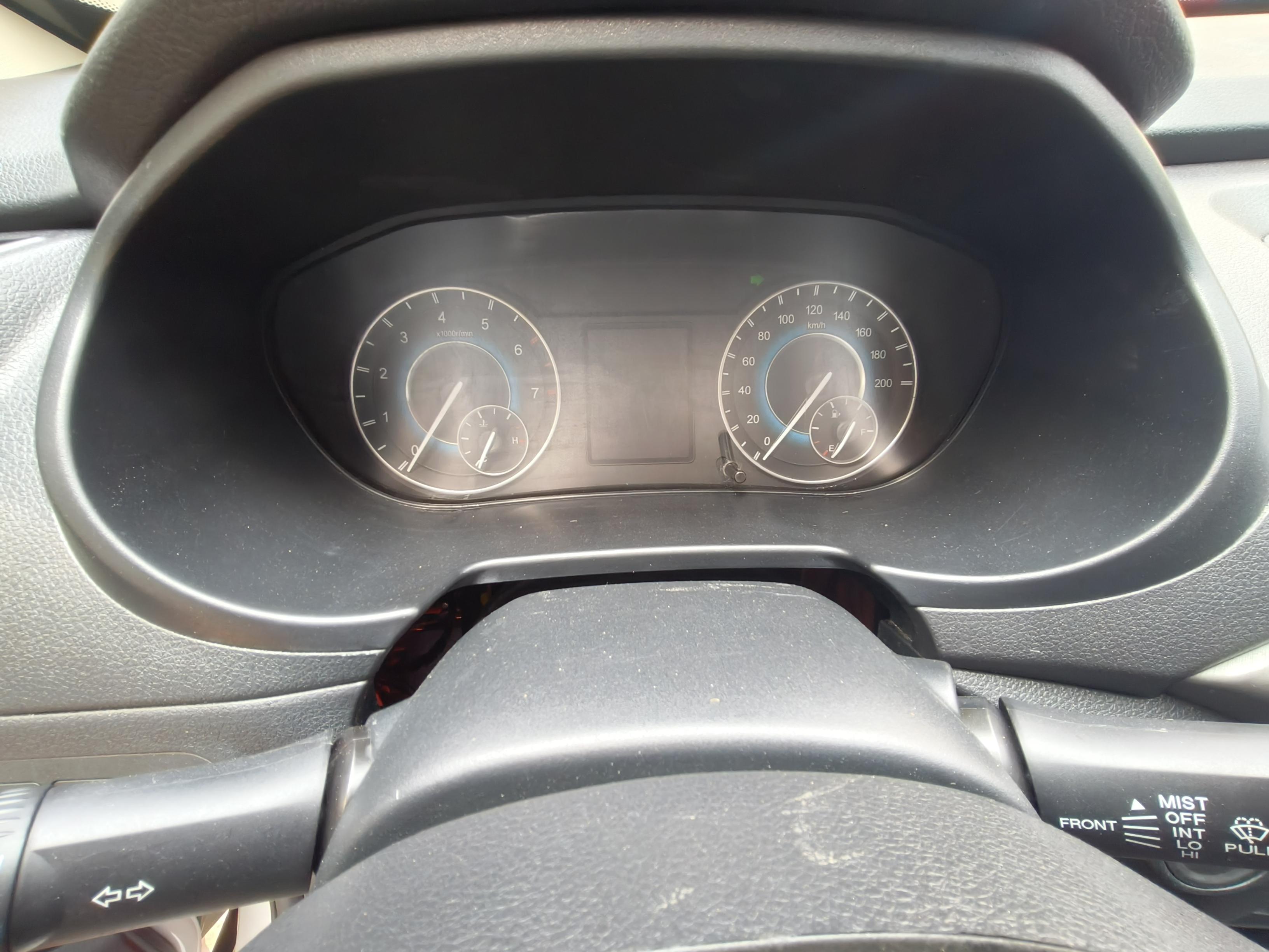 Dongfeng Fengon S560 2018 thumb 7
