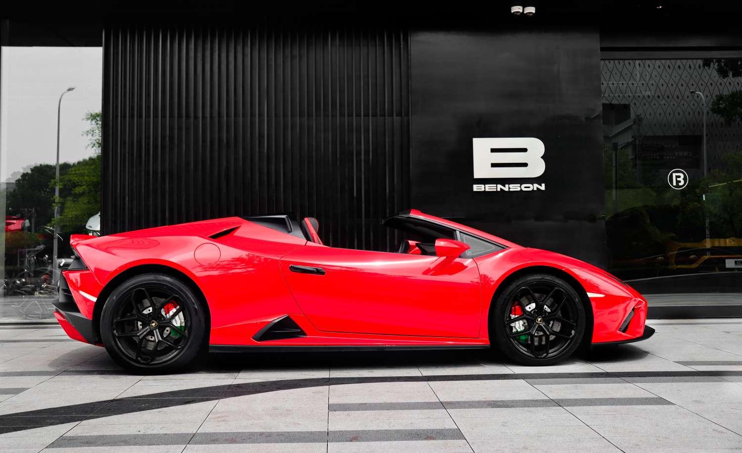 Lamborghini Huracán 2020 thumb 5