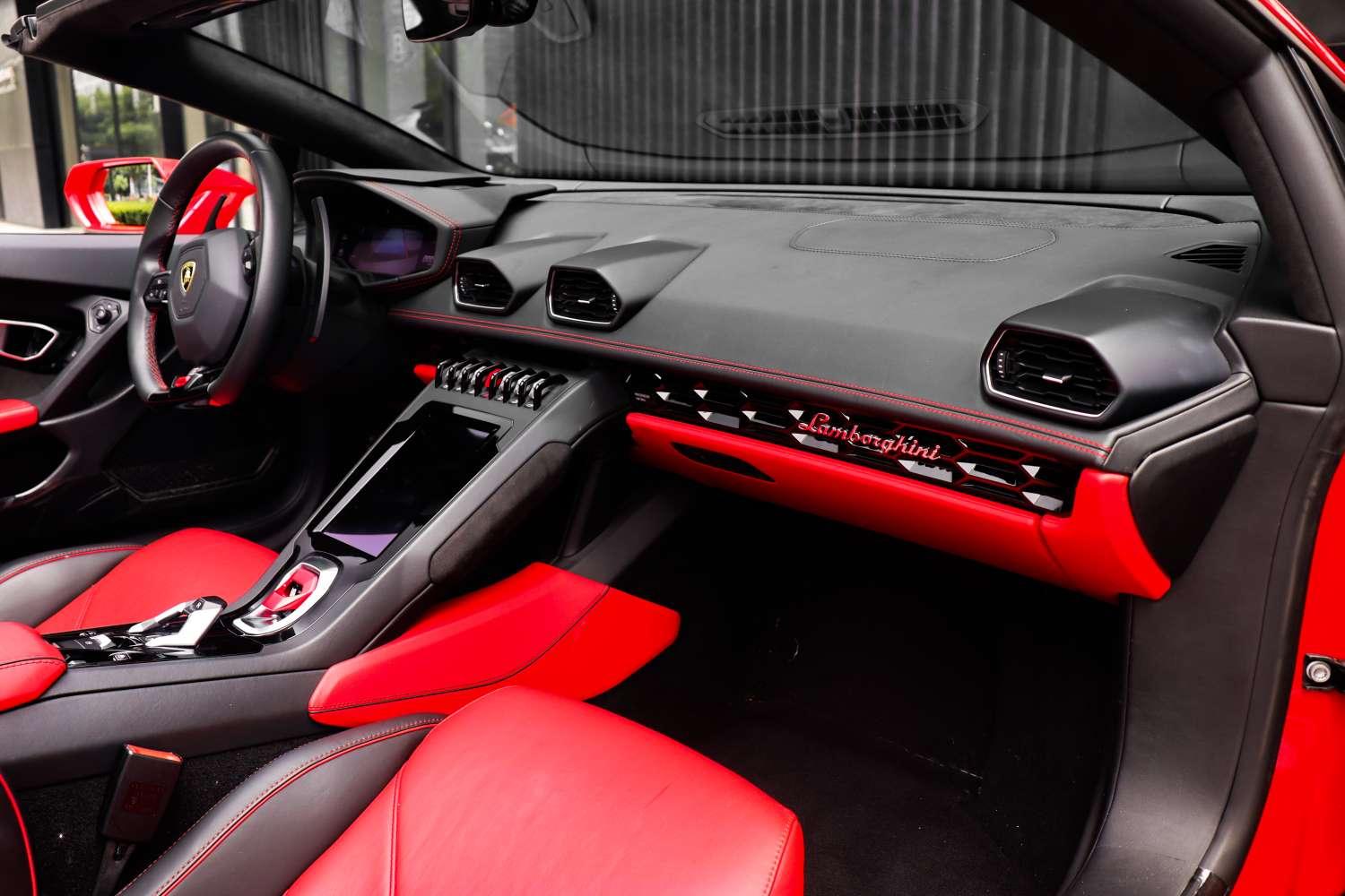 Lamborghini Huracán 2020 thumb 9