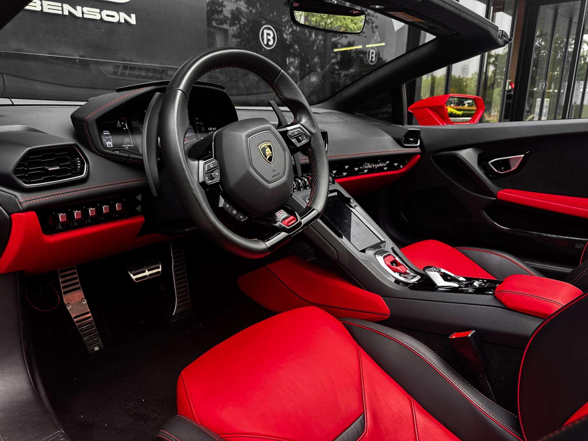 Lamborghini Huracán 2020 thumb 10