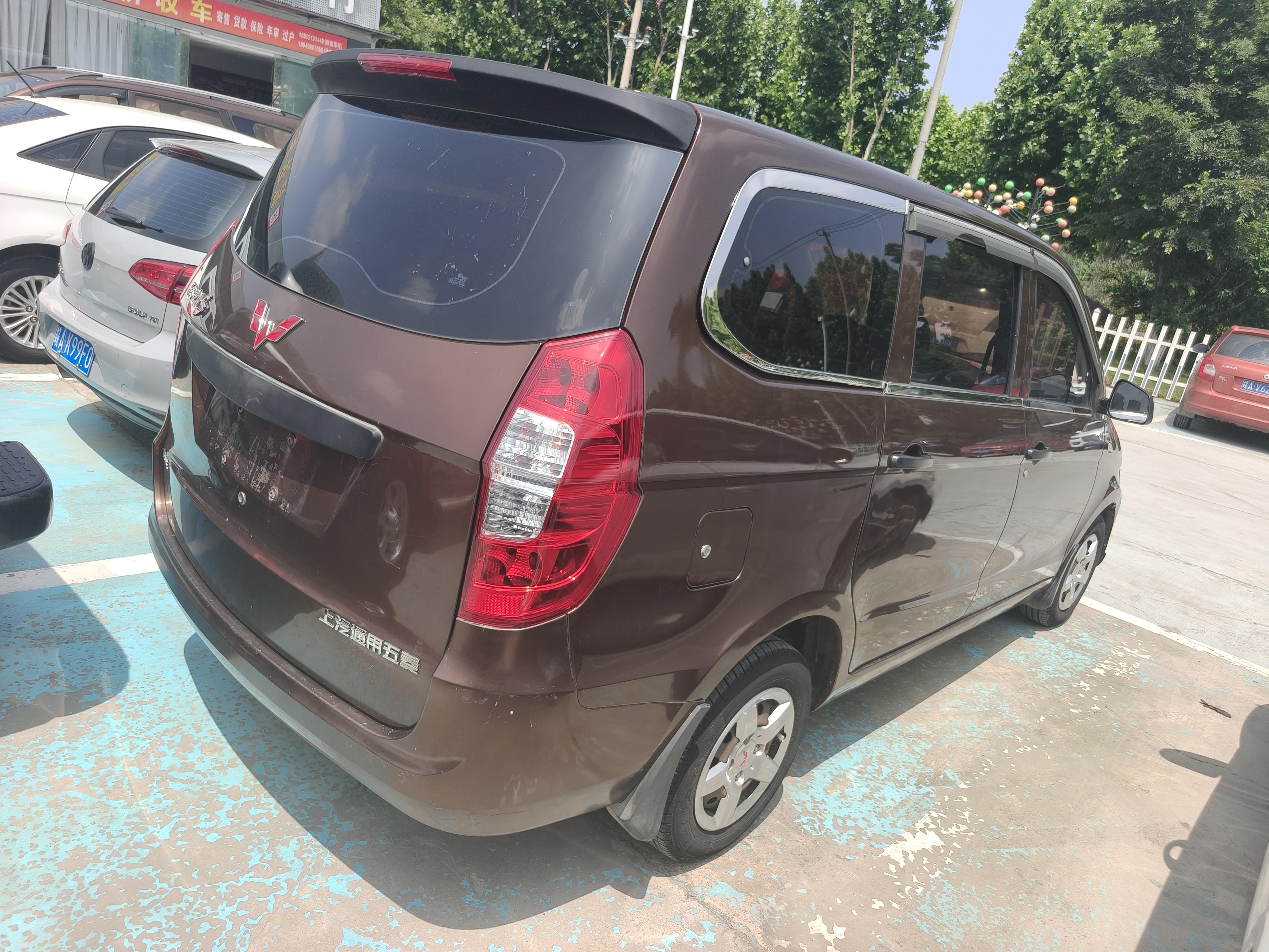 Wuling Hong Guang 2016 thumb 12