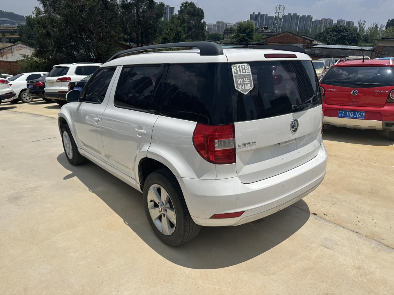 Skoda Yeti 2014 thumb 2