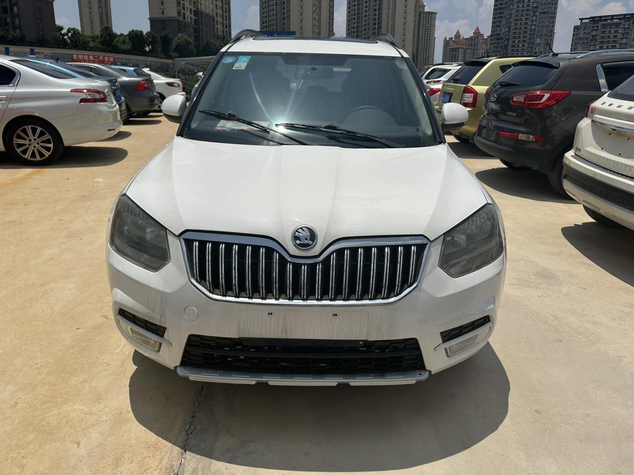Skoda Yeti 2014 thumb 9