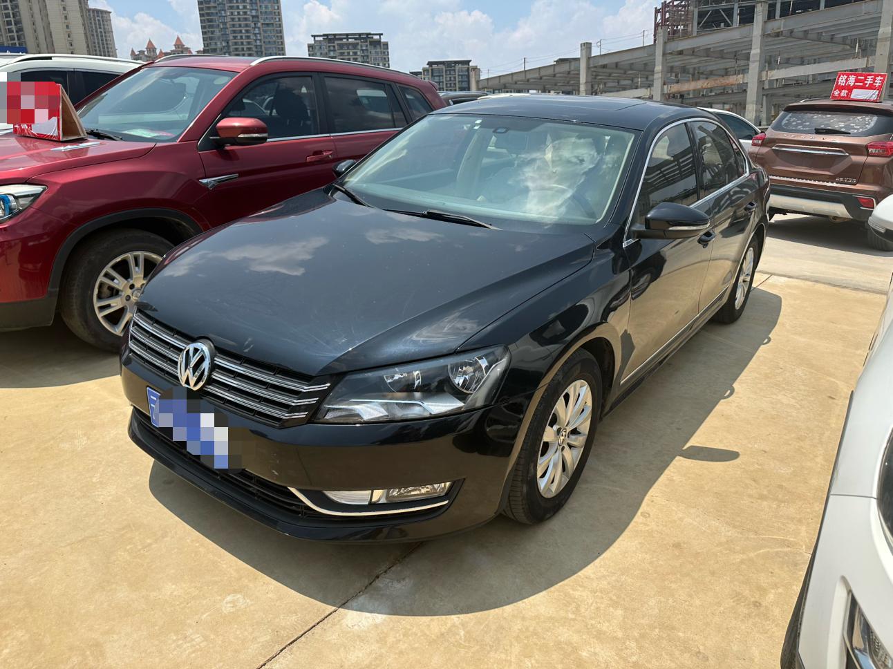 Volkswagen Passat (North America and China) 2011 thumb 8