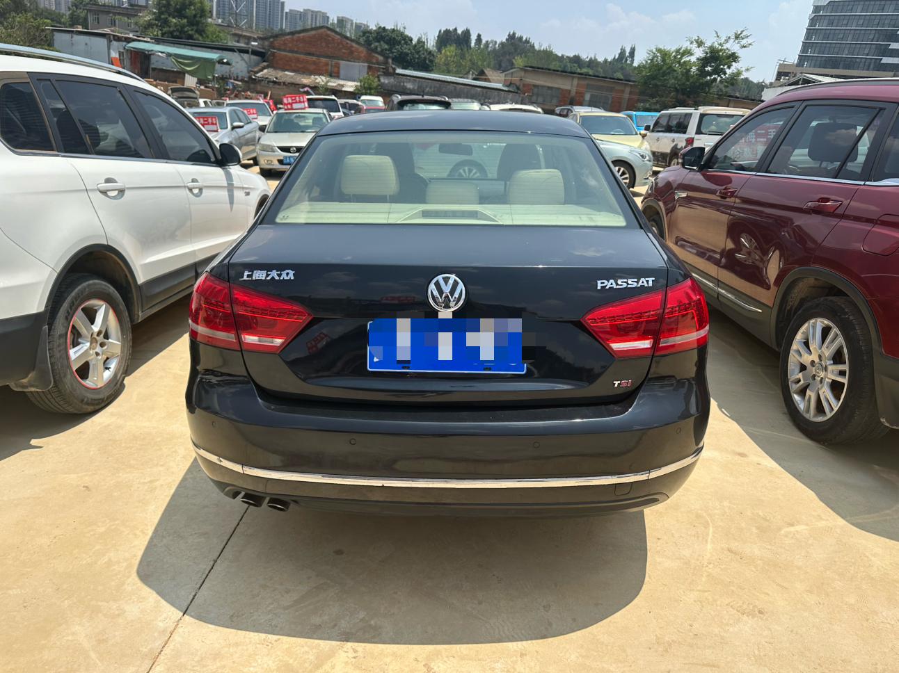Volkswagen Passat (North America and China) 2011 thumb 12