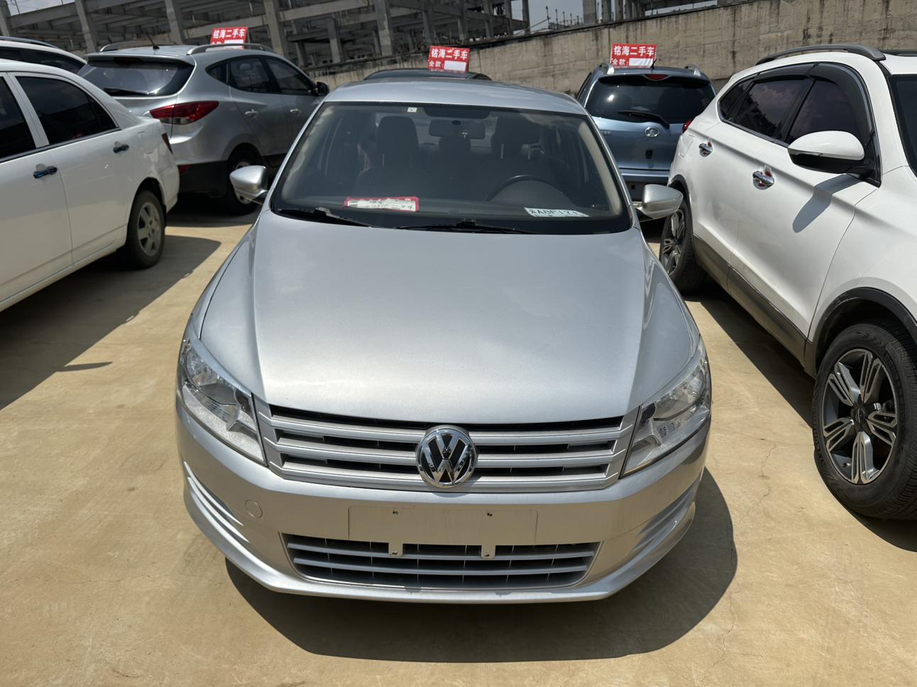 Volkswagen Santana 2015 thumb 9