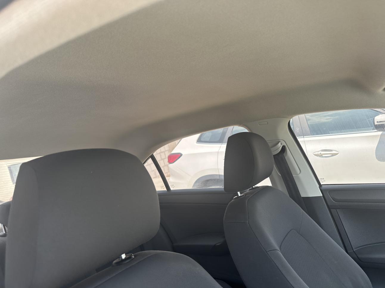 Volkswagen Santana 2013 thumb 8