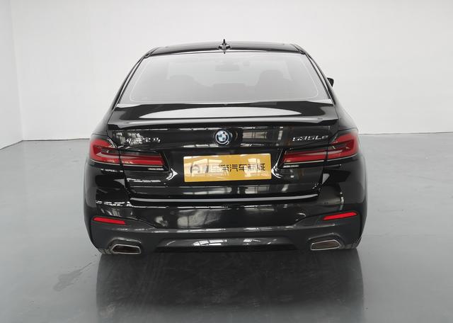 BMW 5 серии 2022 thumb 4