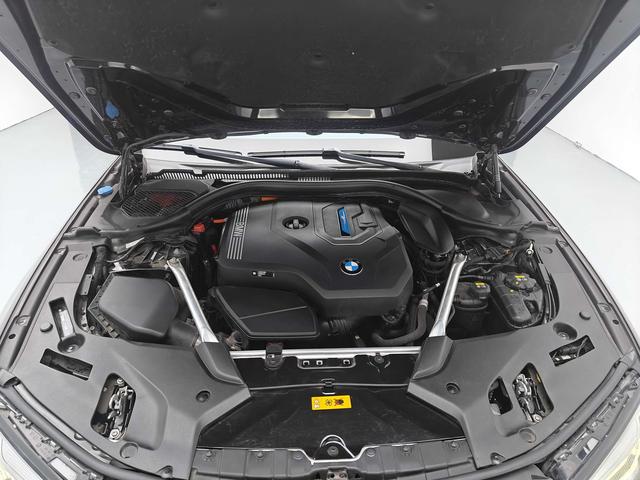 BMW 5 серии 2022 thumb 8