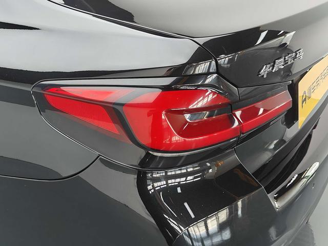 BMW 5 серии 2022 thumb 11