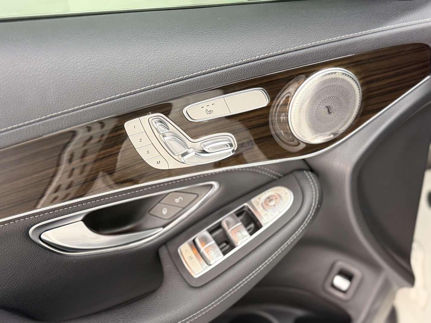 Mercedes-Benz GLC 2019 thumb 8
