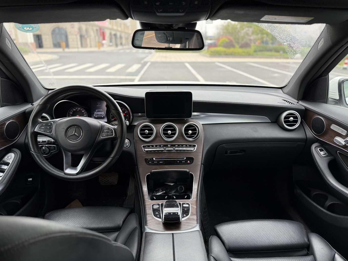 Mercedes-Benz GLC 2016 thumb 6