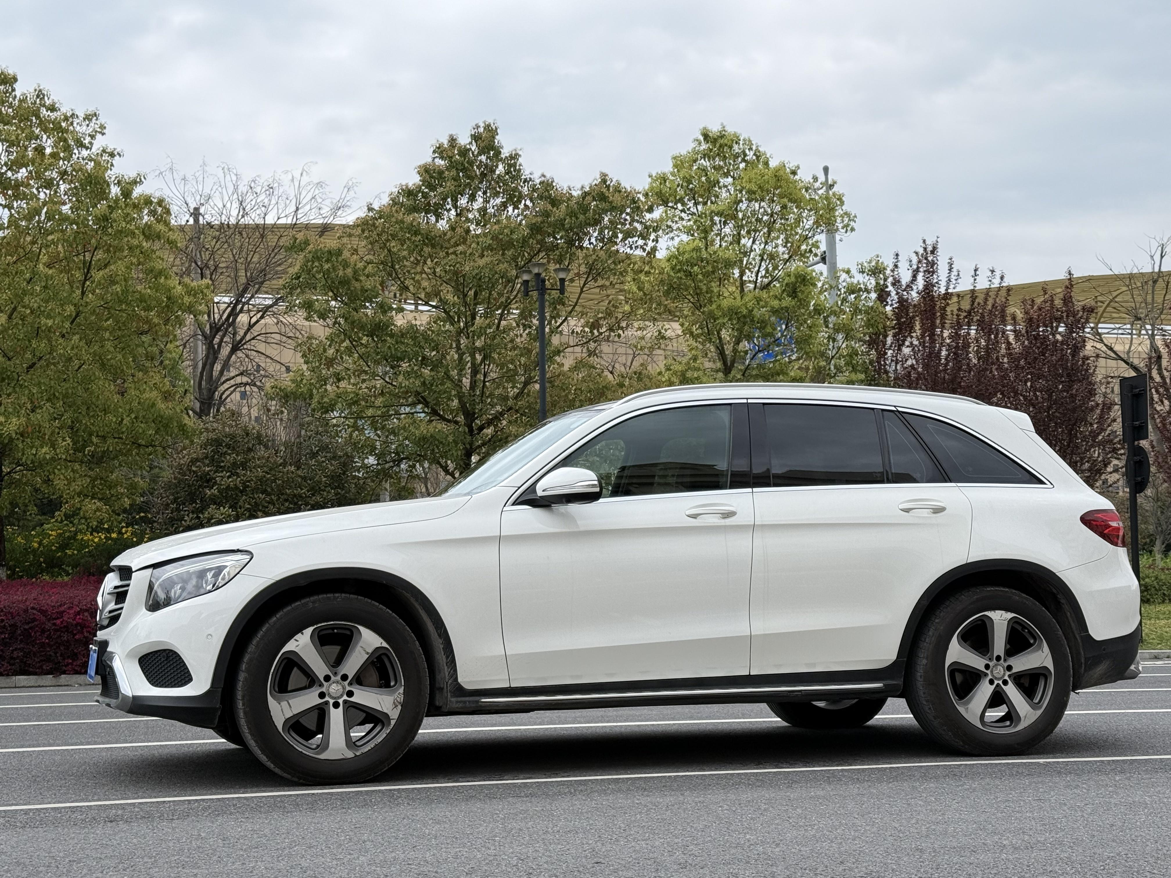 Mercedes-Benz GLC 2016 thumb 11