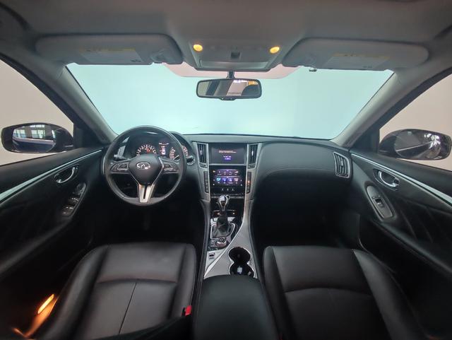 Infiniti Q50L 2018 thumb 9