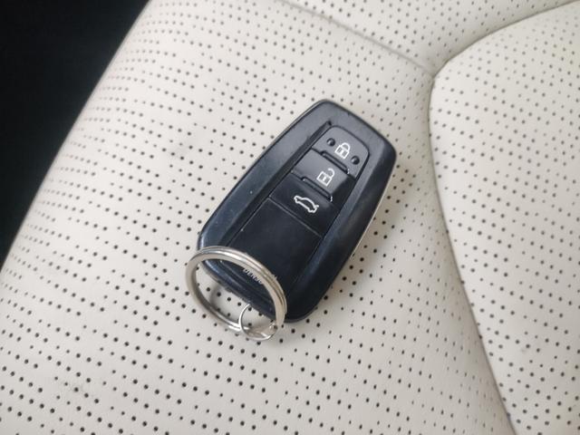 Toyota Avalon 2019 thumb 9