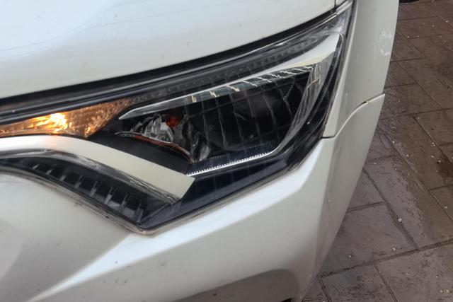 Toyota RAV4 2019 thumb 4