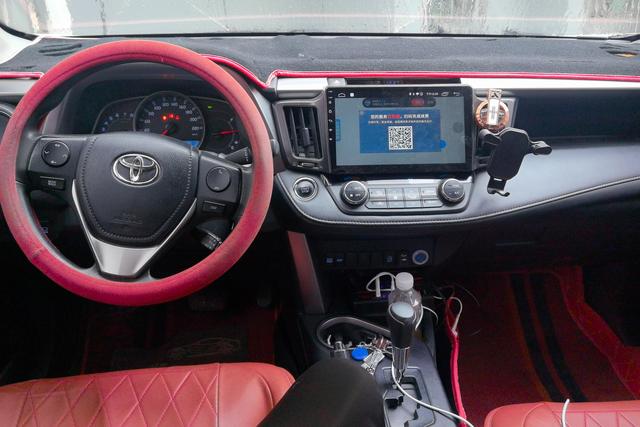 Toyota RAV4 2019 thumb 10