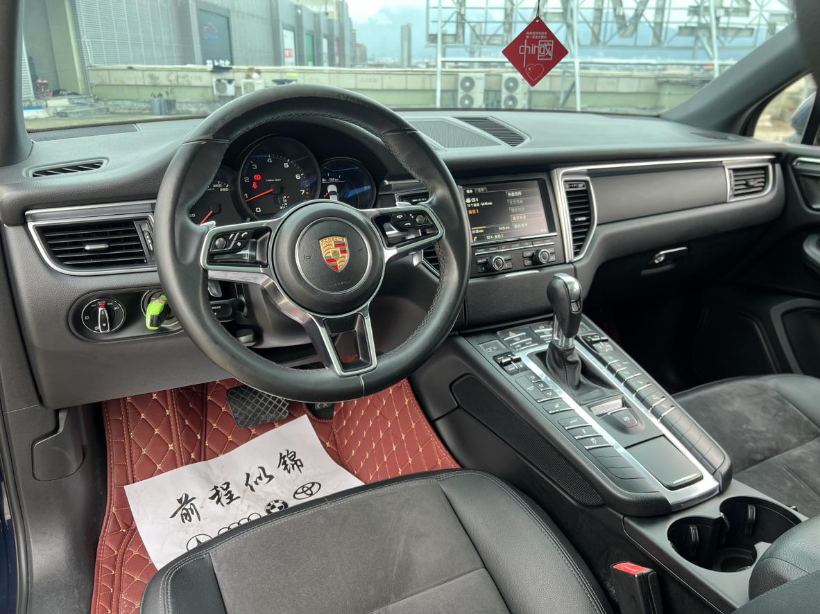 Porsche Macan 2014 thumb 6