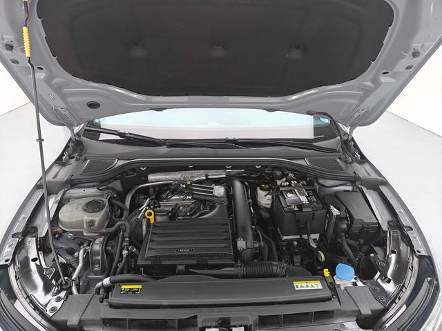 Volkswagen Golf Sportsvan 2021 thumb 8