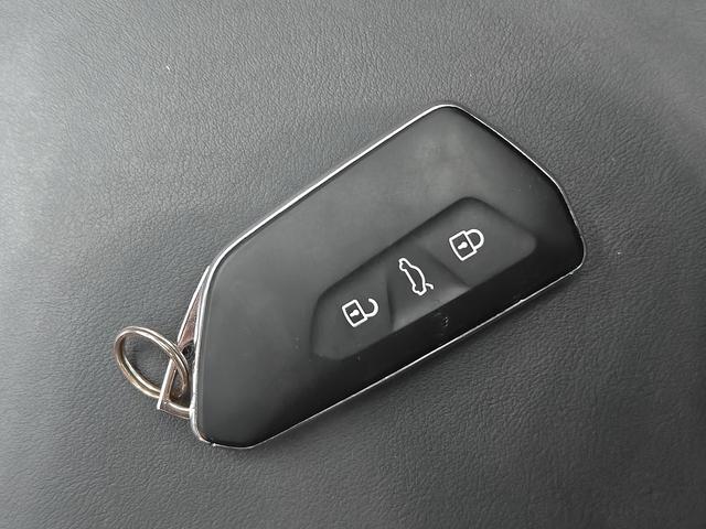 Volkswagen Golf Sportsvan 2021 thumb 9