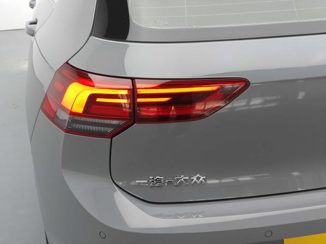 Volkswagen Golf Sportsvan 2021 thumb 11