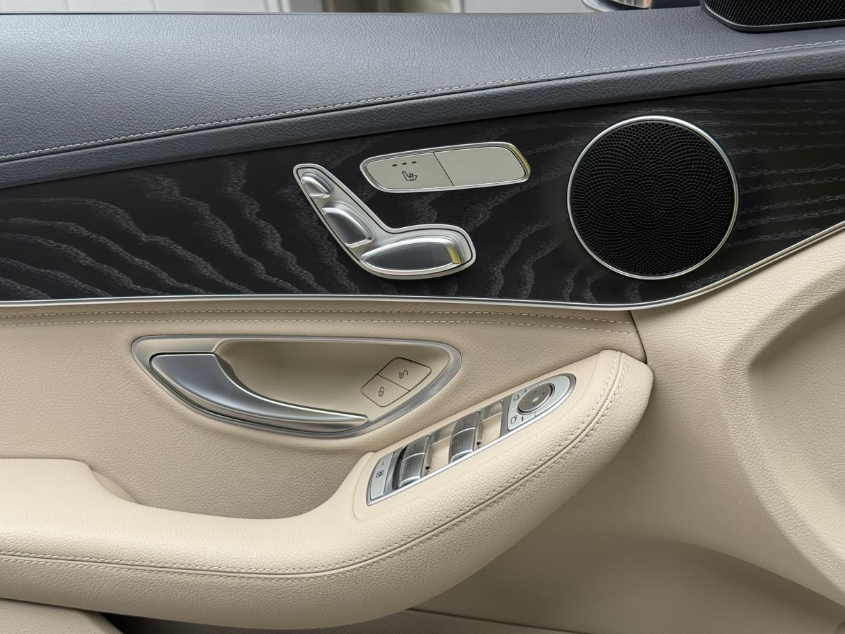 Mercedes-Benz C-Класс 2015 thumb 5