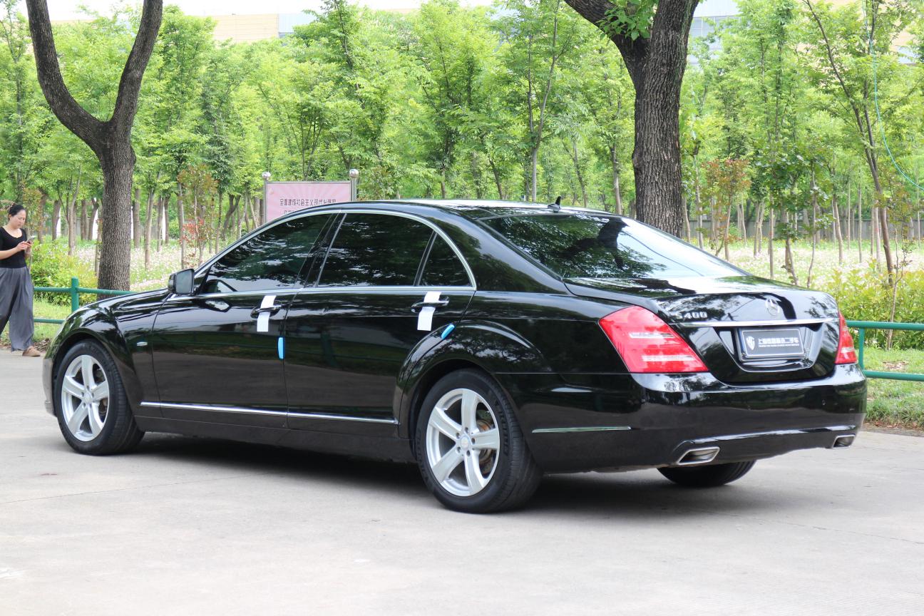 Mercedes-Benz S-Класс 2010 thumb 3