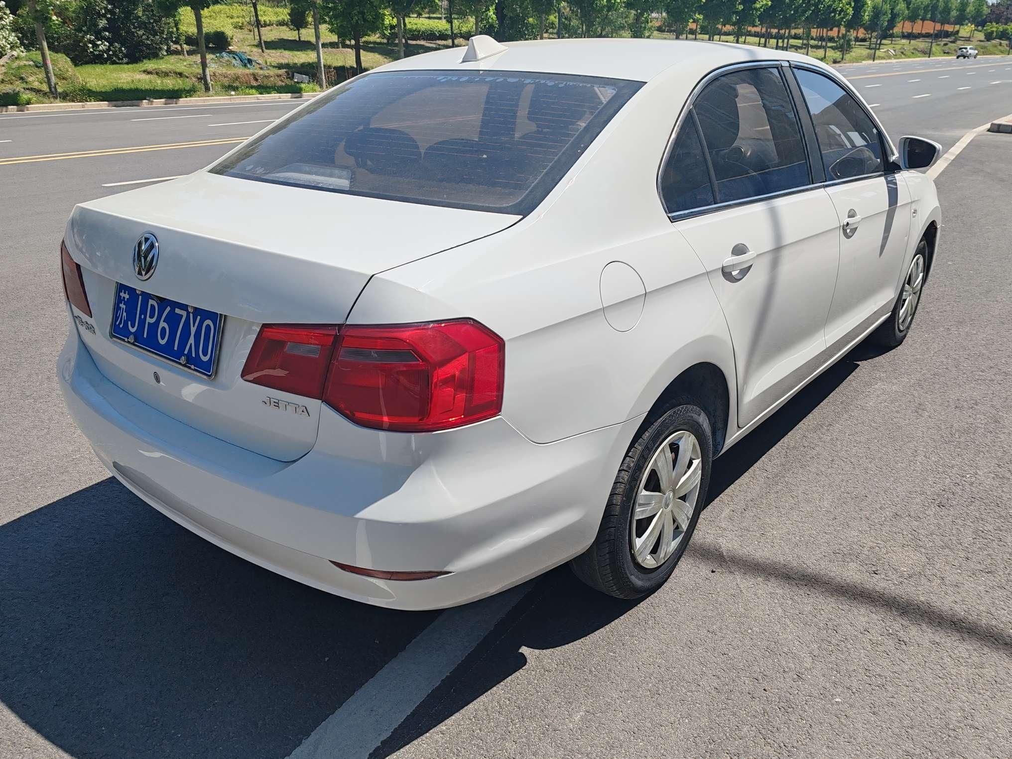 Volkswagen Jetta 2015 thumb 4