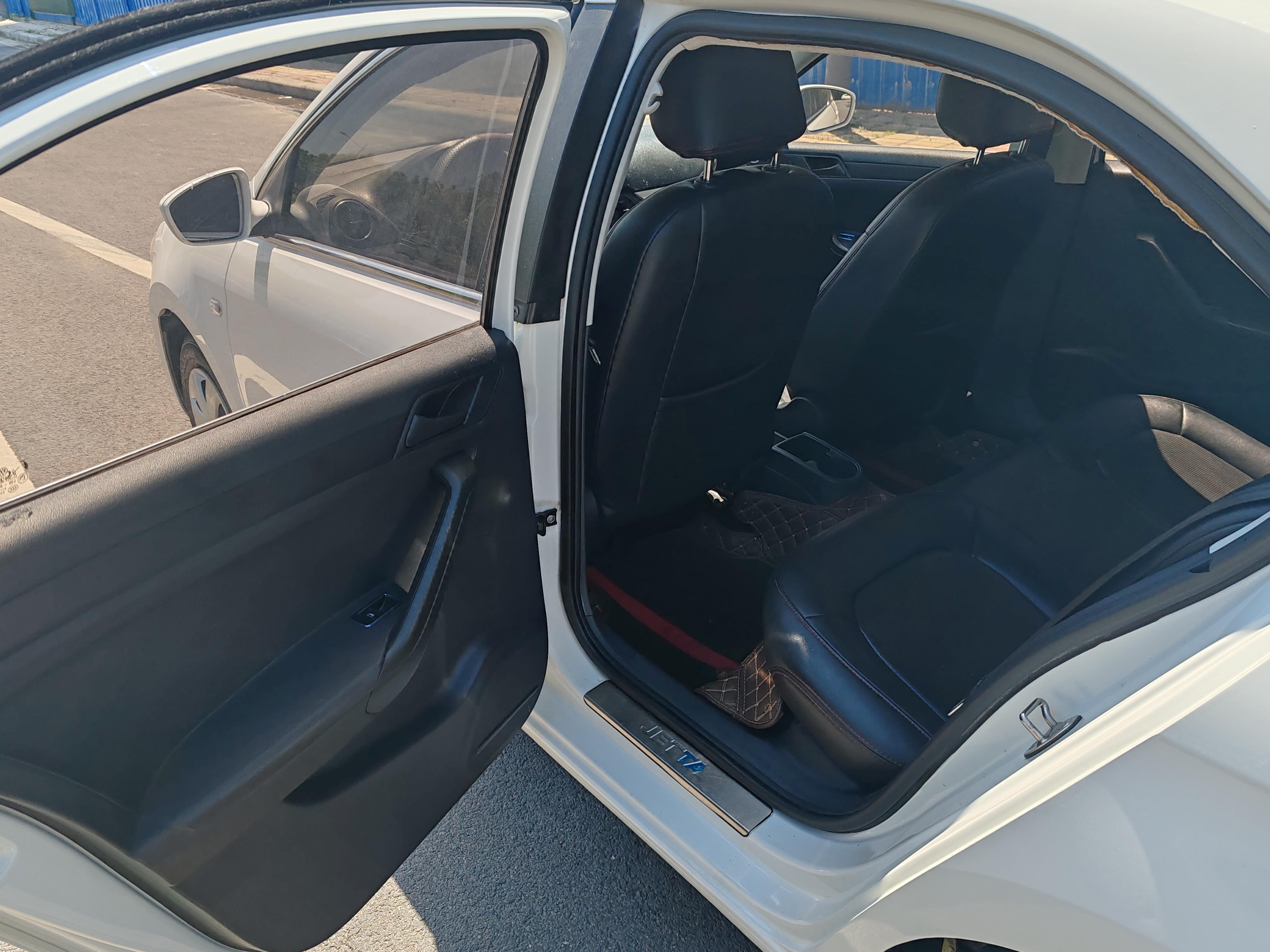 Volkswagen Jetta 2015 thumb 6